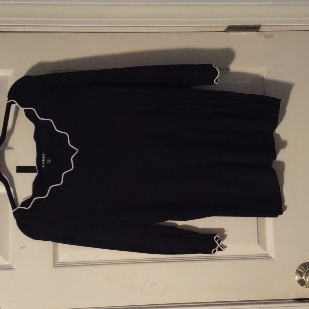 Scallop neck 3/4 Sleeve Sweater